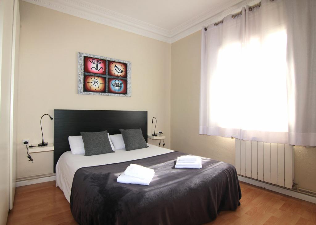 Classbedroom Gaudi Apartments Barcelone Chambre photo