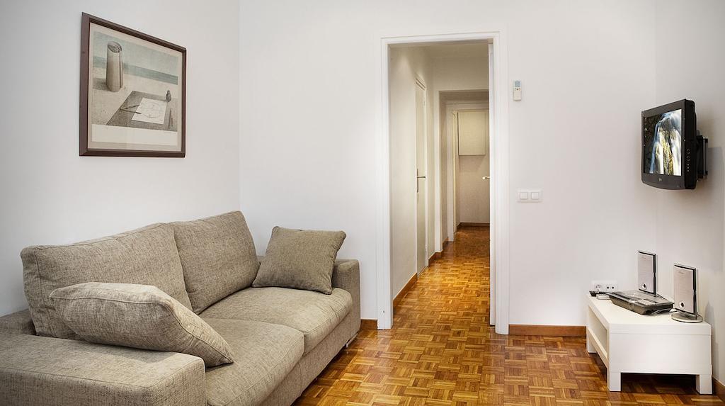 Classbedroom Gaudi Apartments Barcelone Chambre photo