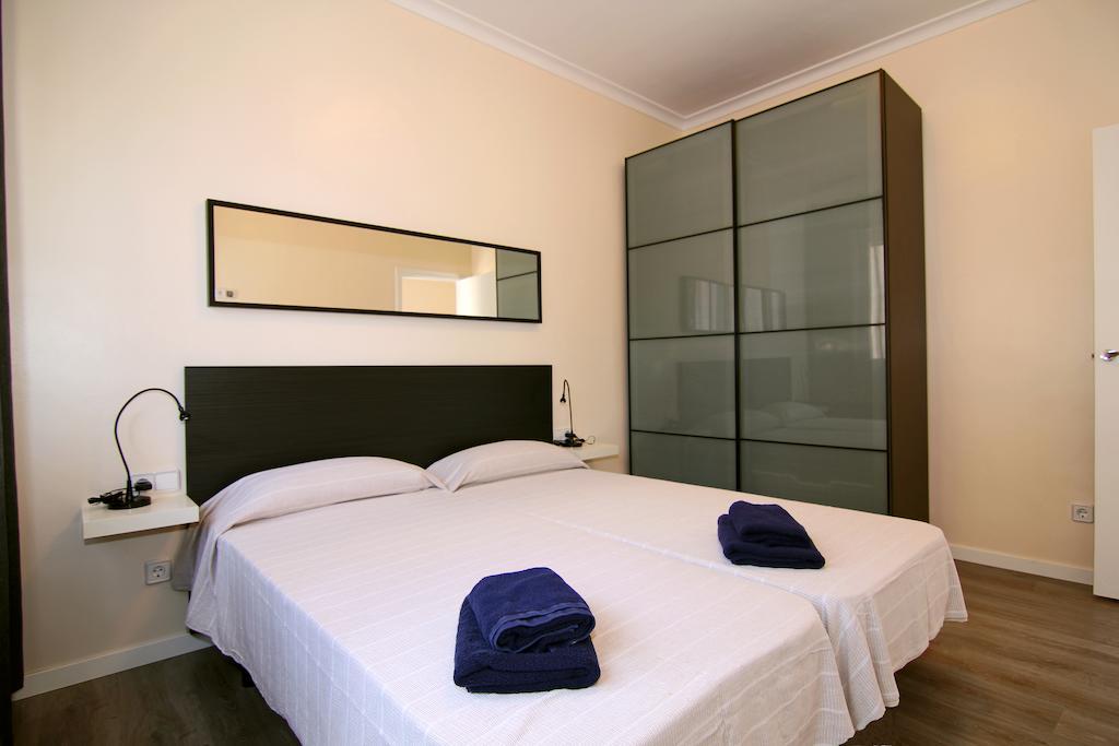 Classbedroom Gaudi Apartments Barcelone Chambre photo